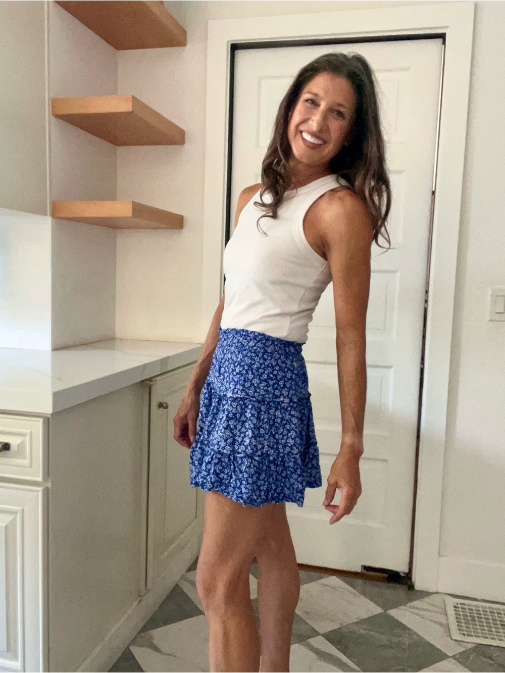 💙 Love on a Hanger Blue Floral Tiered Mini Skirt XS